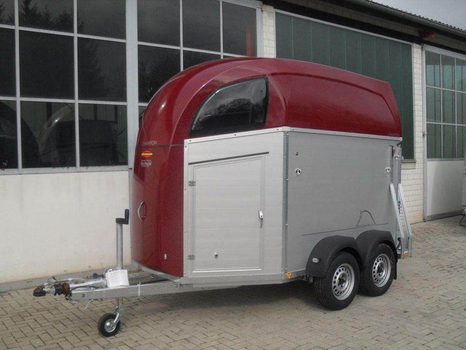 Böckmann Pferdeanhänger Champion R, SaKa., 100 km/h