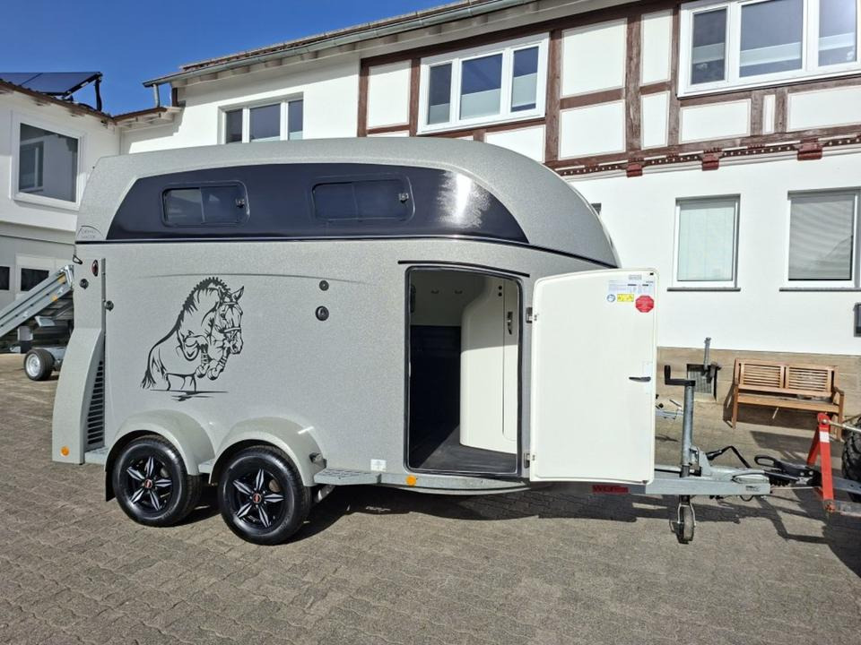 Böckmann "Grand Master SR" mit begehbarem Sattelraum